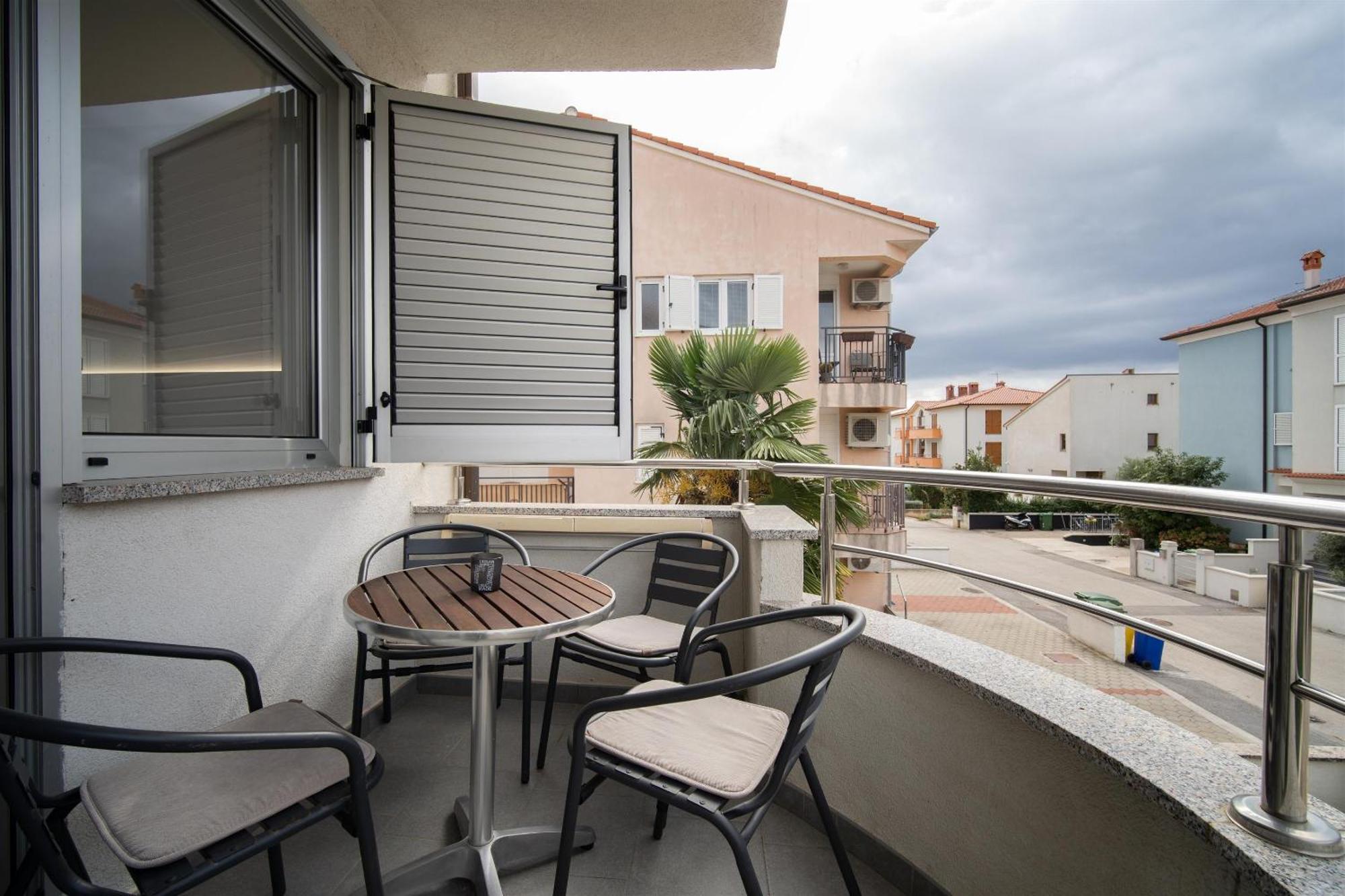 Apartments Valbruna Rovinj Exterior photo