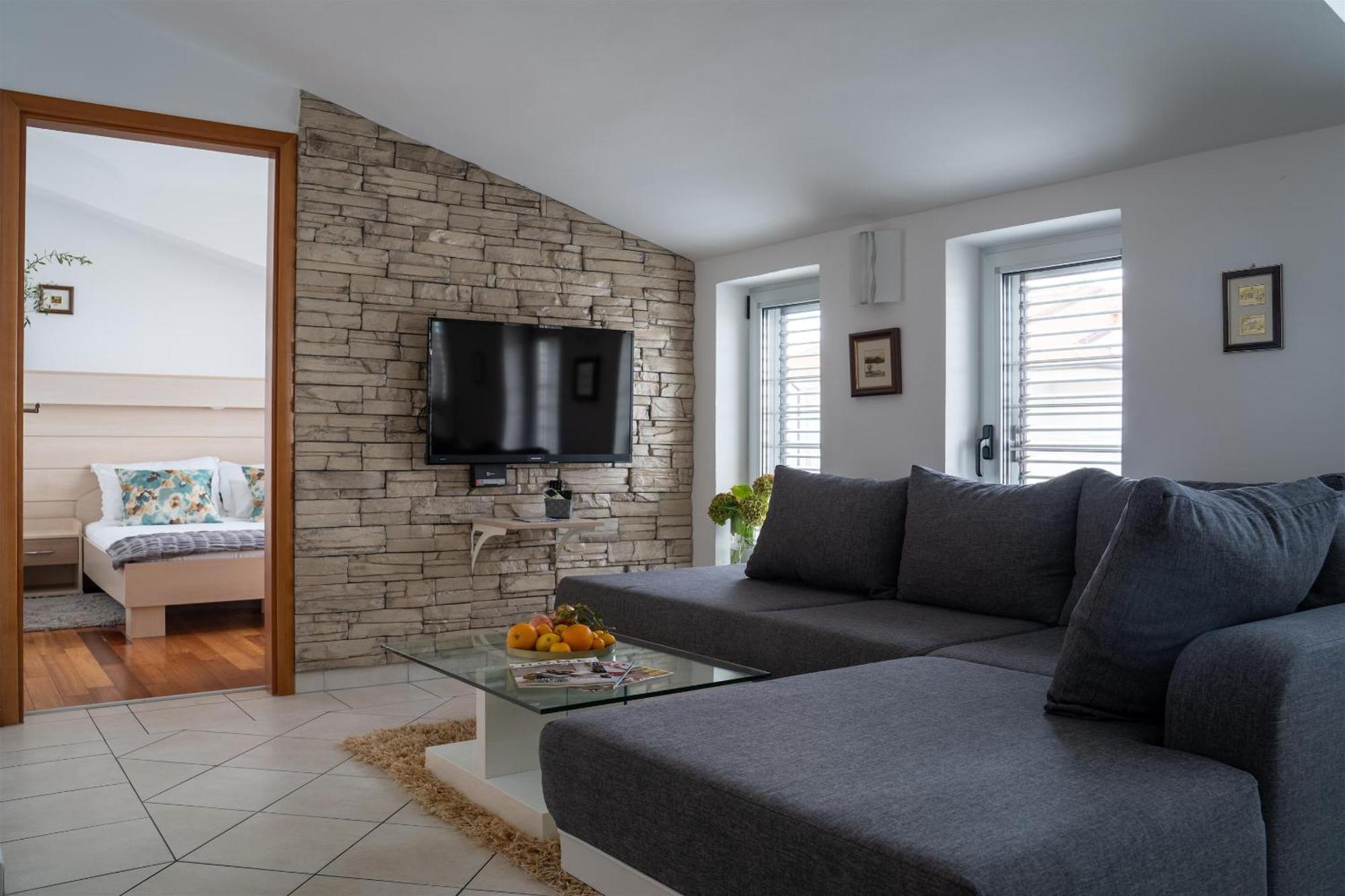 Apartments Valbruna Rovinj Exterior photo