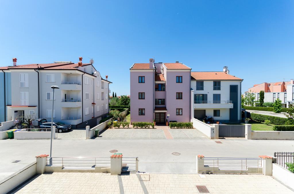 Apartments Valbruna Rovinj Exterior photo