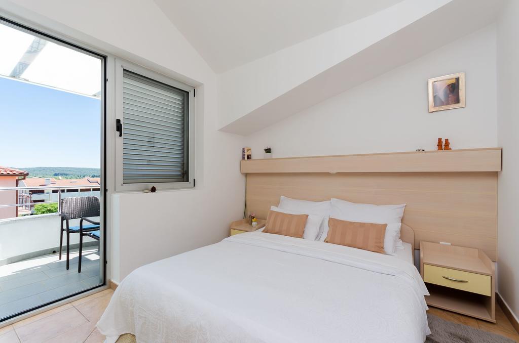 Apartments Valbruna Rovinj Exterior photo