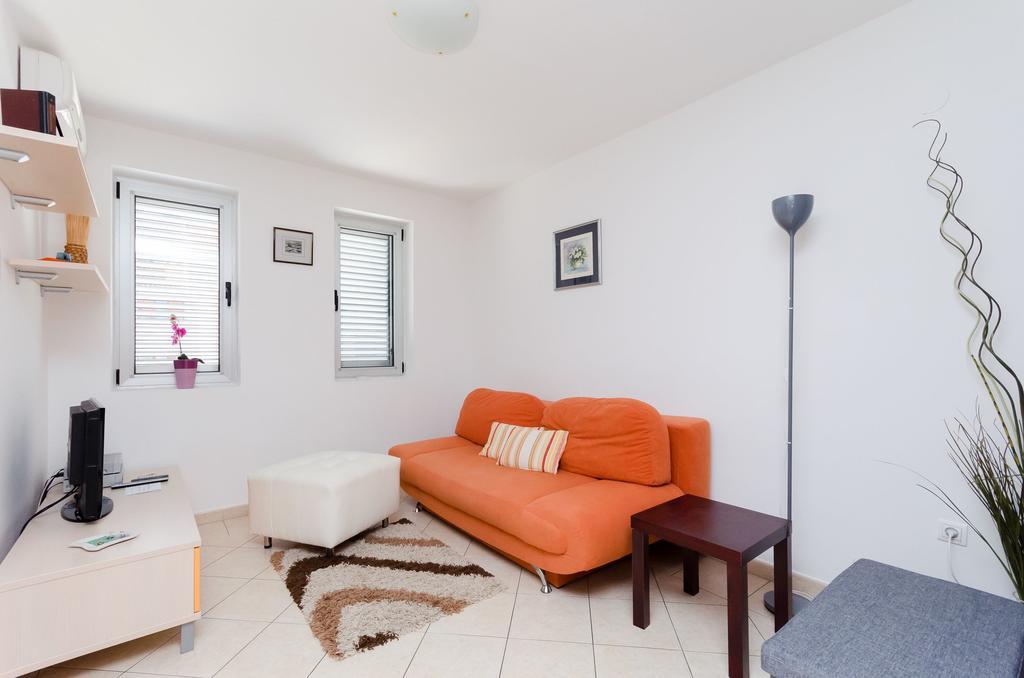 Apartments Valbruna Rovinj Exterior photo